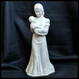 Lenox Mother & Child